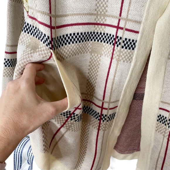 Hot in Hollywood Cream Tartan Plaid Women Cape Poncho Shawl Wrap Multicolor XS/S - Picture 6 of 9